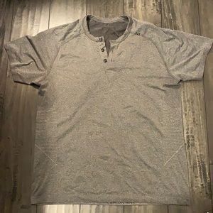 mens lululemon ✨ METAL VENT tech henley ✨